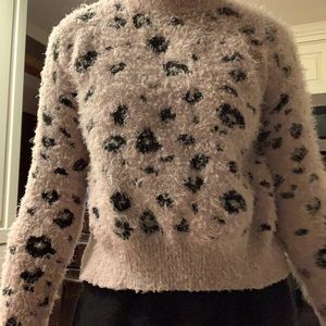 Candies Xs pink leopard sweater
